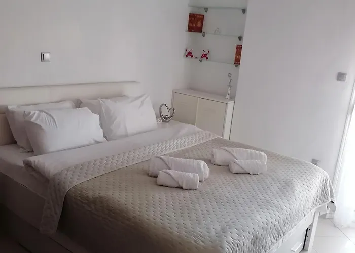 Elite * Políkasztro